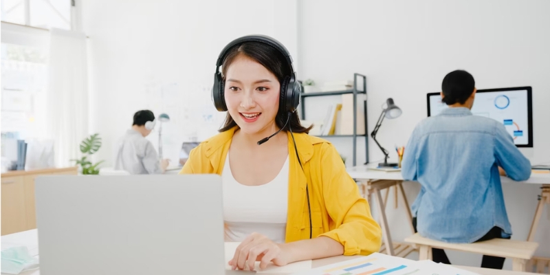 Lựa Chọn Nhà Cái Trực Tuyến Uy Tín Để Tham Gia Cá Cược Ăn Tiền 3 Dịch vụ CSKH tại nhà cái trực tuyến